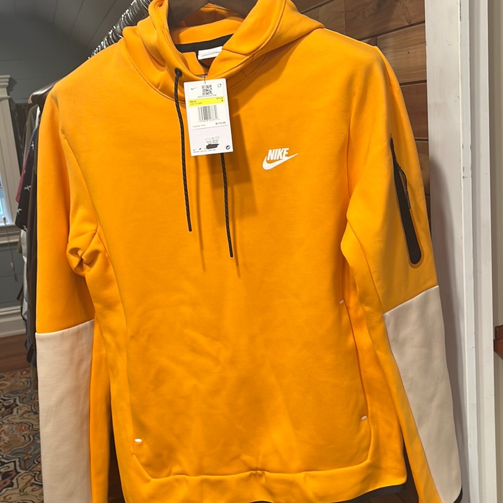 Nike Men’s Hoodie
